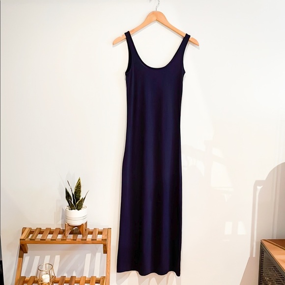 Vero Moda Dresses & Skirts - Vero Moda navy blue maxi tank dress